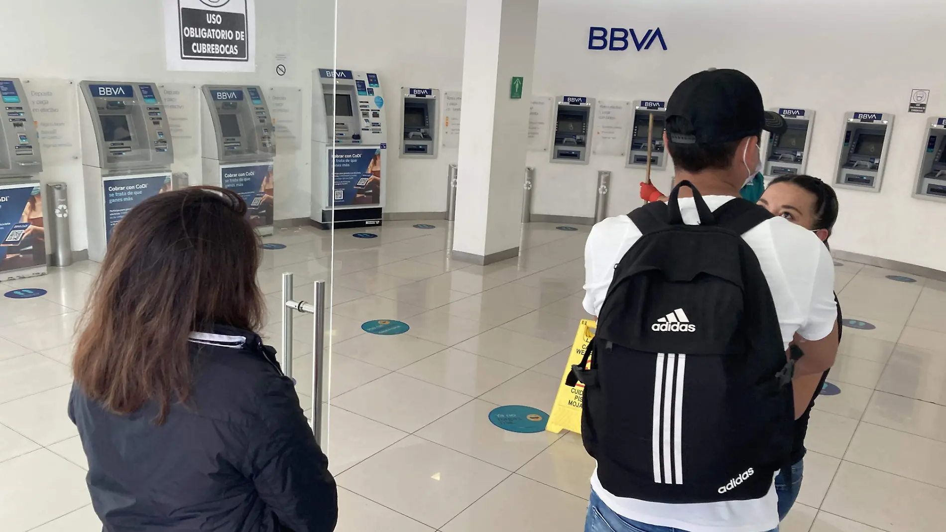 SIN SISTEMA BANCO BBVA-6